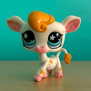 Littlest pet shop cow